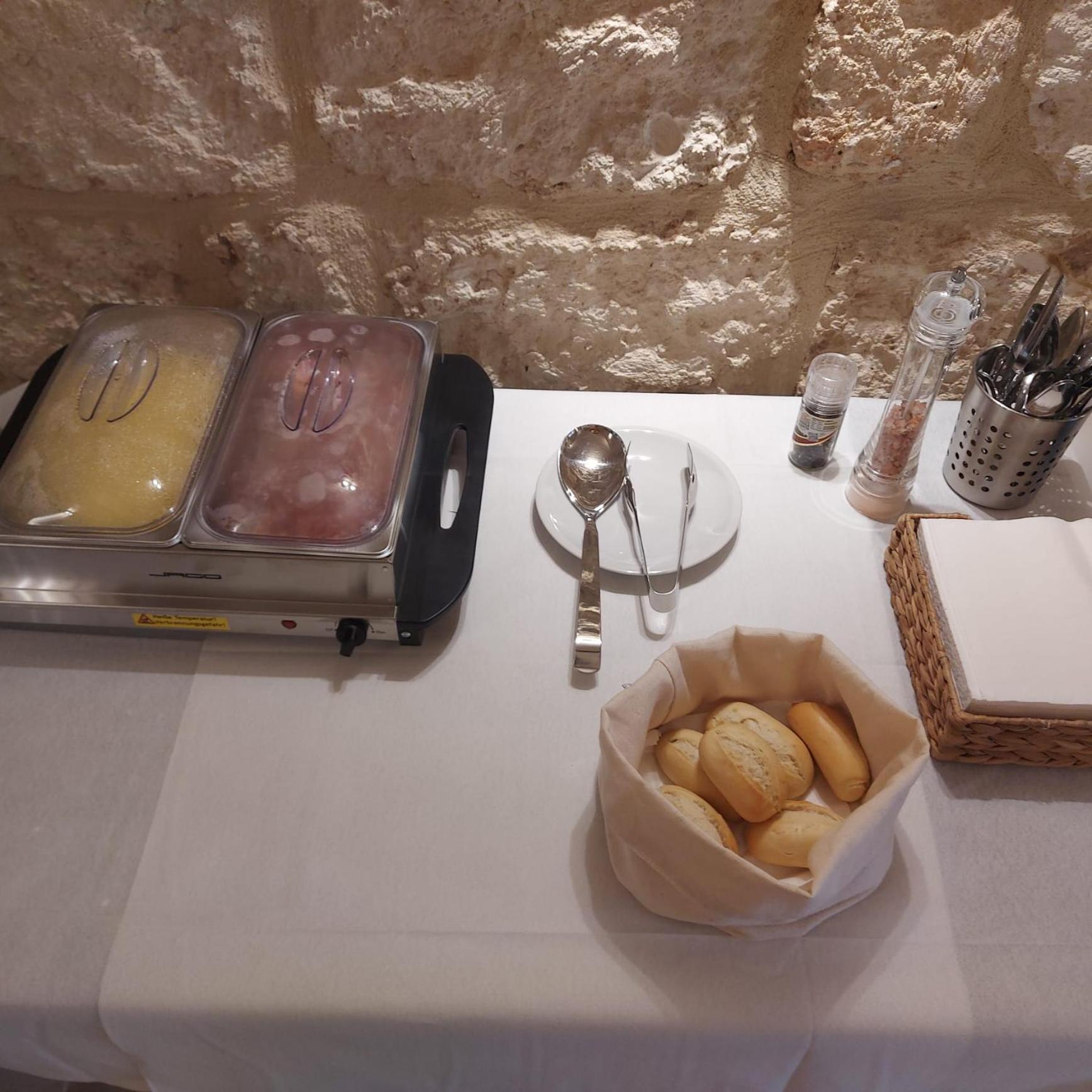 Bed and Breakfast Palazzo Momi Bari Exterior foto
